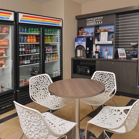 Candlewood Suites Kenedy By Ihg Экстерьер фото