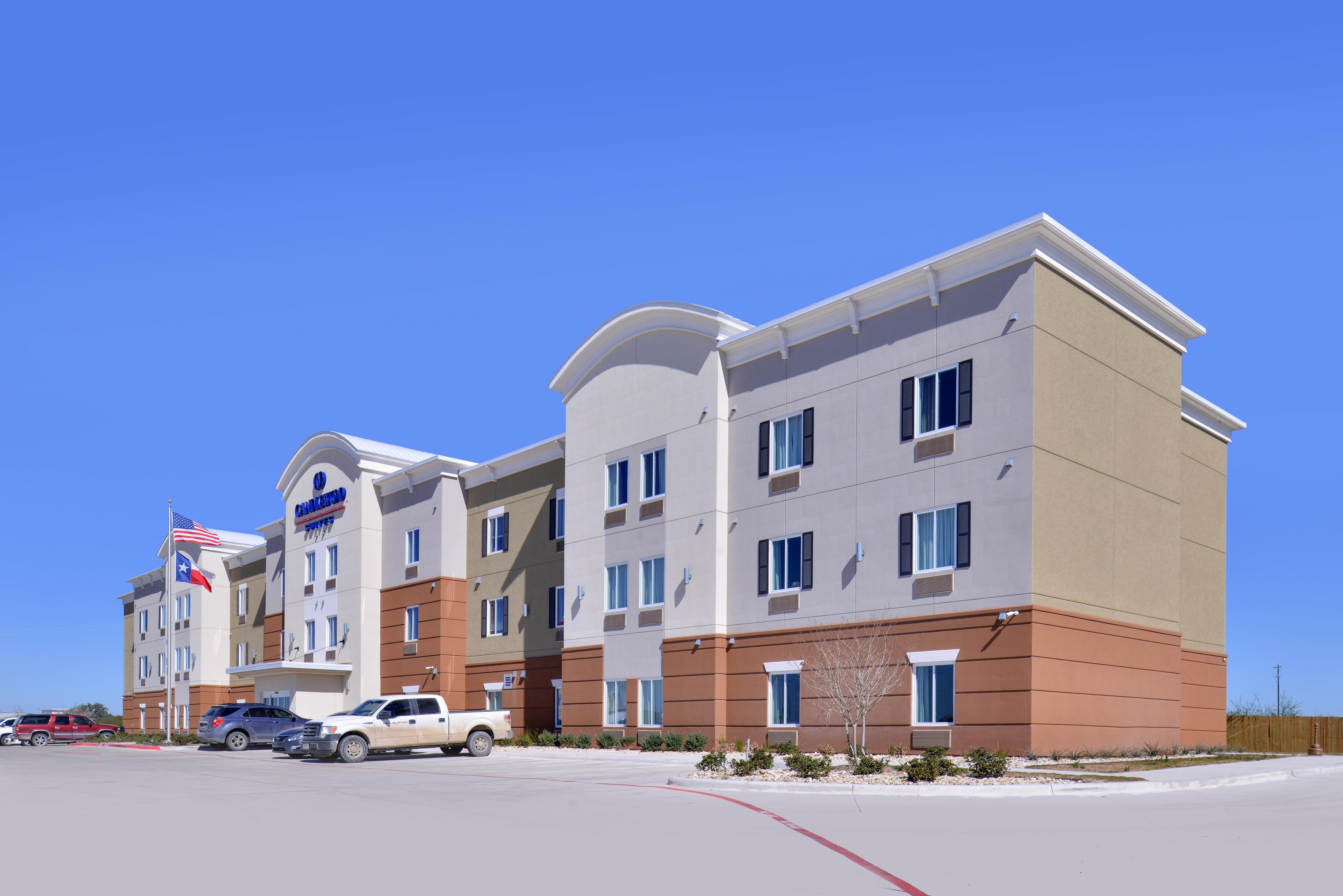 Candlewood Suites Kenedy By Ihg Экстерьер фото