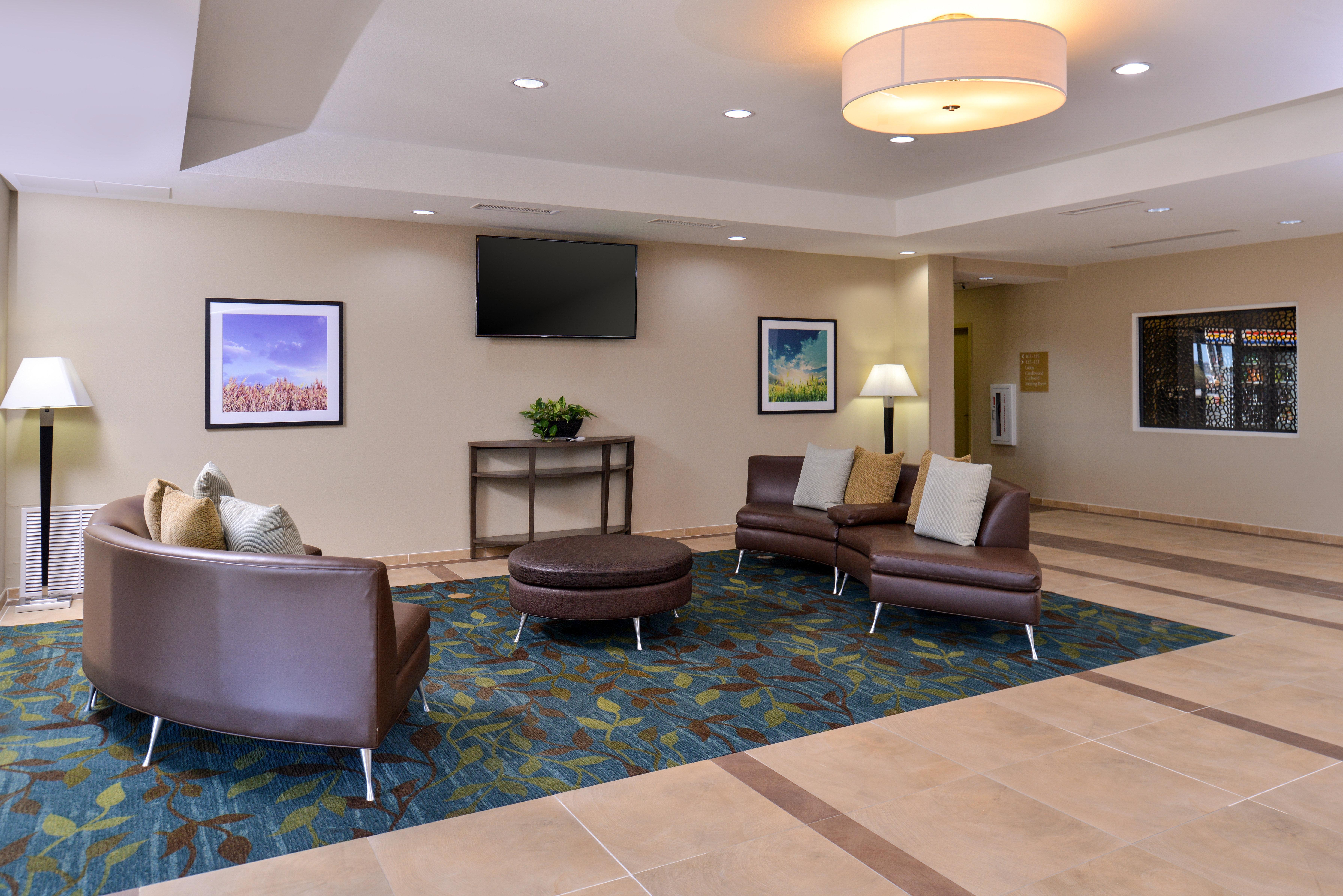 Candlewood Suites Kenedy By Ihg Экстерьер фото